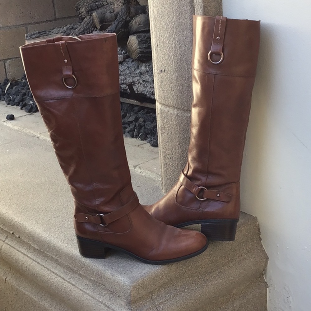 Bandolino Leather Boots
